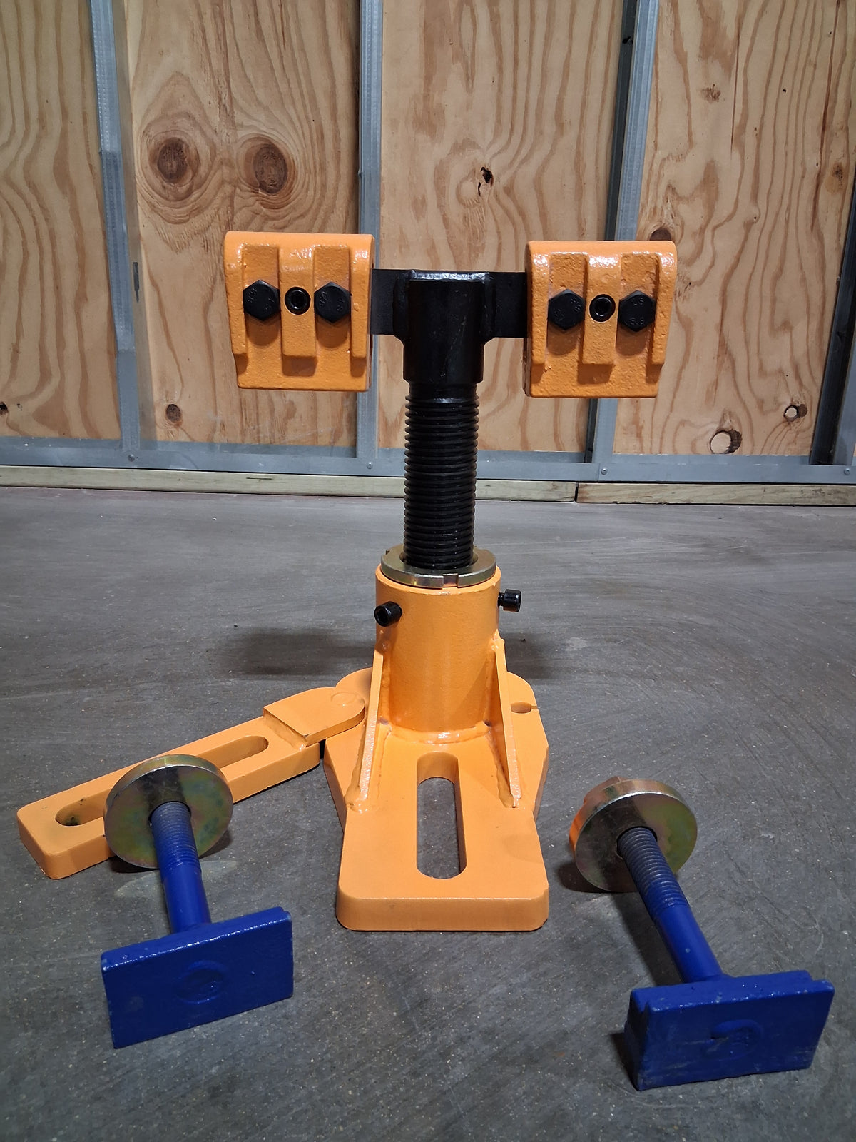 Universal Heavy Duty Auto Body Frame Machine Tie Down Clamp a Set of 4