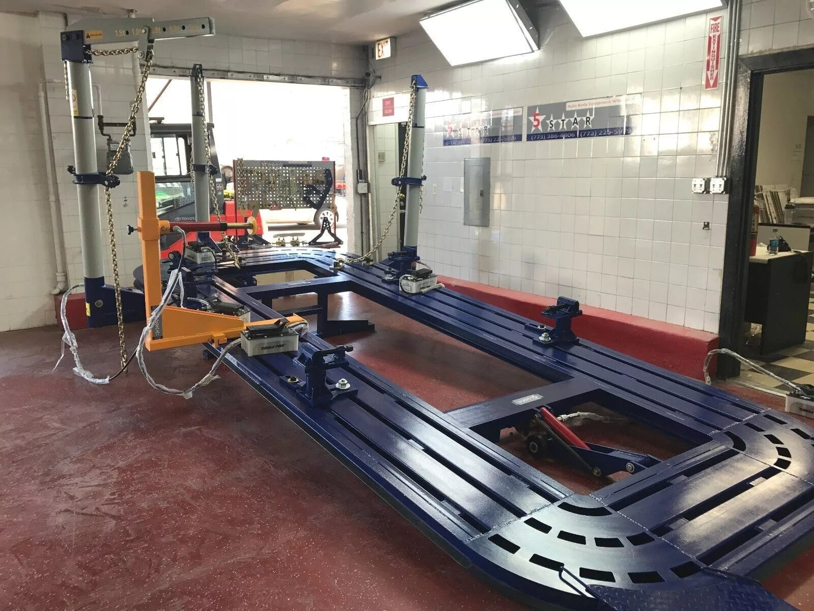 NEW FREE SHIPPING 24 FEET LONG AUTO BODY FRAME MACHINE RACK 3 TOWERS WITH CLAMPS 24 Feet Long Frame Machine Bed for Auto Body Repair