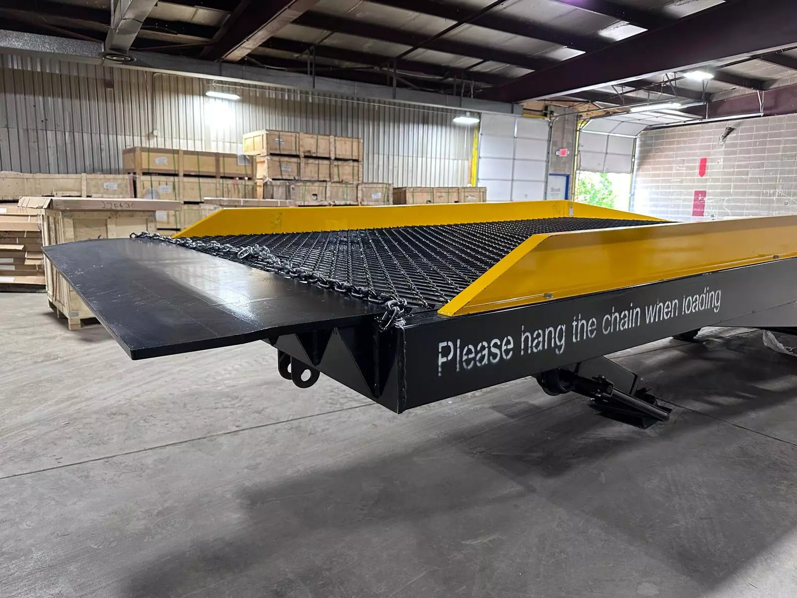 FREE SHIPPING Yard Ramp, Trailer loading Dock, 35 Ft Long 83 35-Foot Trailer Loading Ramp for Easy Unloading of Semi-Trailers