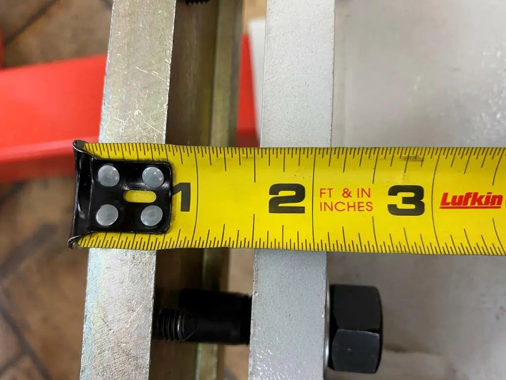Auto Body Frame Puller Straightener with Roof Including Tools and Air Go Jack Auto Body Frame Puller Straightener, Side View with Roof