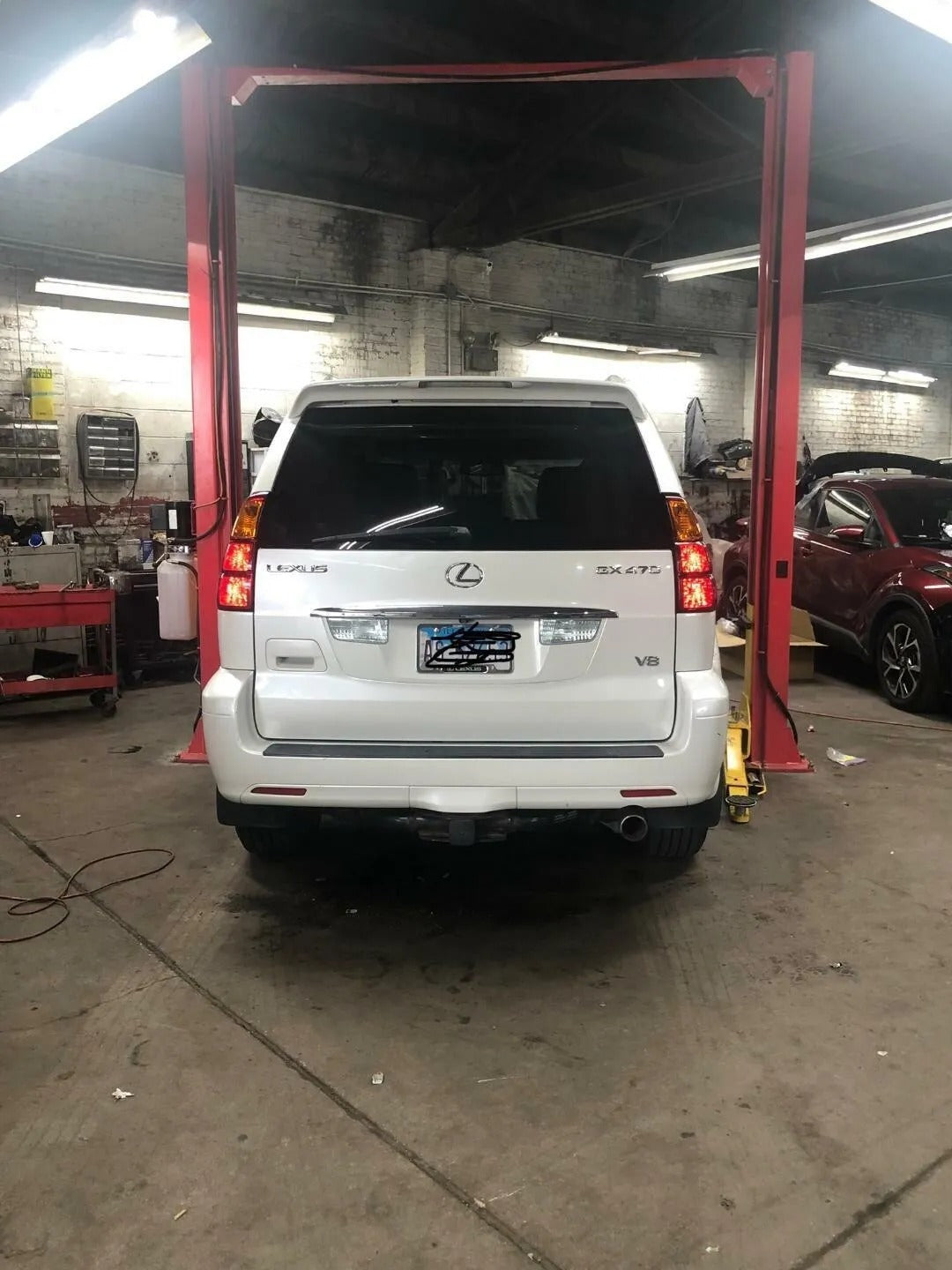 NEW 2 Post Overhead 12000 Lbs Automatic Release Mechanic Lift hoist + Handlejack Automatic Release Mechanic Lift for Safe Vehicle Lifting