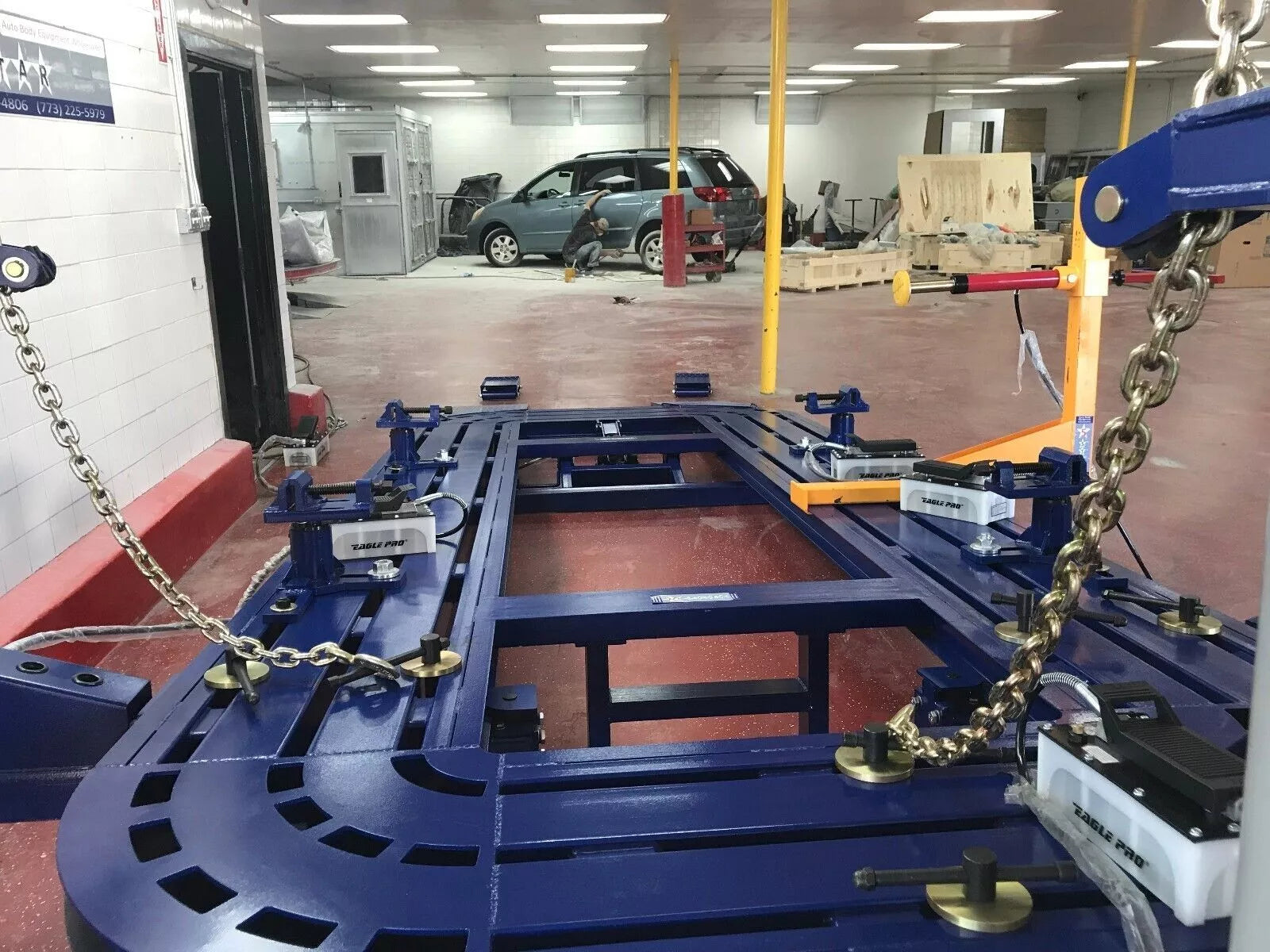 NEW FREE SHIPPING 24 FEET LONG AUTO BODY FRAME MACHINE RACK 3 TOWERS WITH CLAMPS Car Body Frame Machine with 24 Feet Long Tilt Bed and 30-Ton Capacity