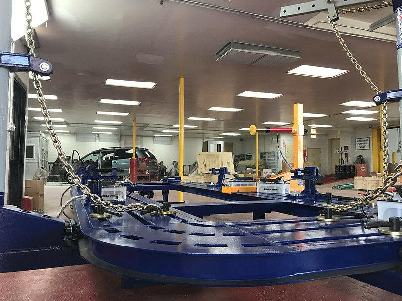 NEW FREE SHIPPING 18 FEET LONG AUTO BODY FRAME MACHINE RACK 3 TOWERS WITH CLAMPS Complete auto body frame machine with accessories