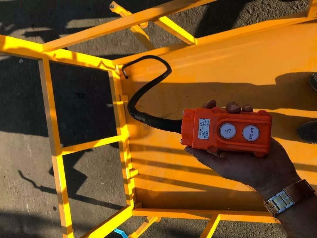 Electric scissor lift dolly system