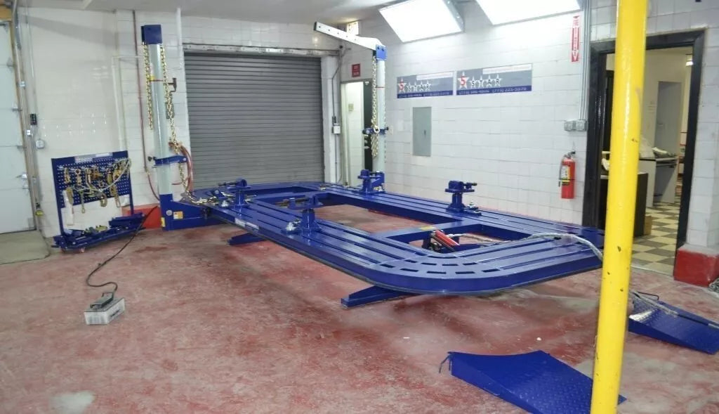 24' AUTO BODY FRAME MACHINE INCLUDING EVERYTHING IN PICS CLAMPS TOOL TOOLS CART Full-body view of 5 STAR auto body frame machine