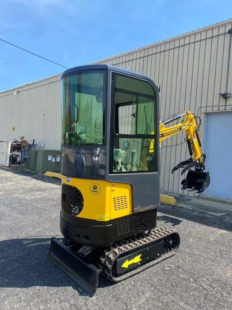 FREE SHIPPING Mini Excavator 1.15 Ton 13.5hp EPA ERTFD Engine BRIGGS & STRATTON Gas Mini Excavator