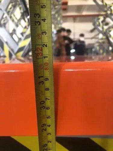 FREE SHIPPING NEW 5 STAR 19 FEET MAX LIFT ELECTRIC SCISSOR LIFT MAN LIFT Side view of the electric scissor lift showcasing its design