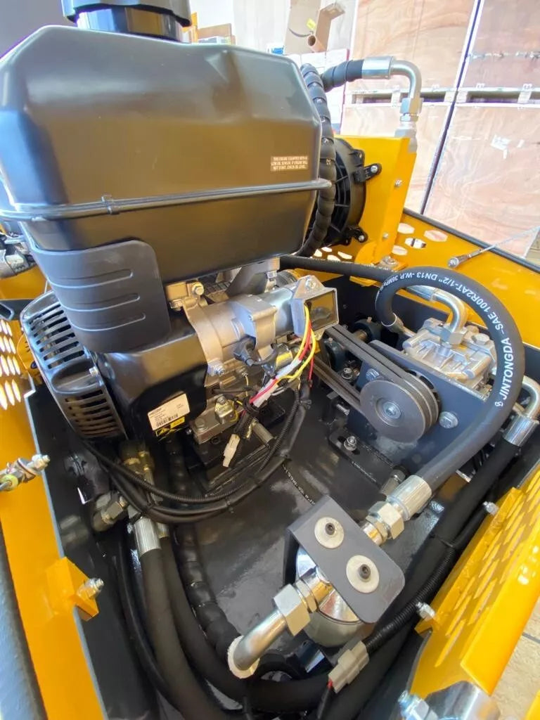FREE SHIPPING New 1 Ton Asphalt Roller BRIGGS & STRATTON ENGINE - EPA certified FREE SHIPPING New 1 Ton Asphalt Roller BRIGGS & STRATTON ENGINE - EPA certified
