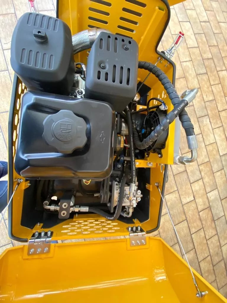 FREE SHIPPING New 1 Ton Asphalt Roller BRIGGS & STRATTON ENGINE - EPA certified FREE SHIPPING New 1 Ton Asphalt Roller BRIGGS & STRATTON ENGINE - EPA certified