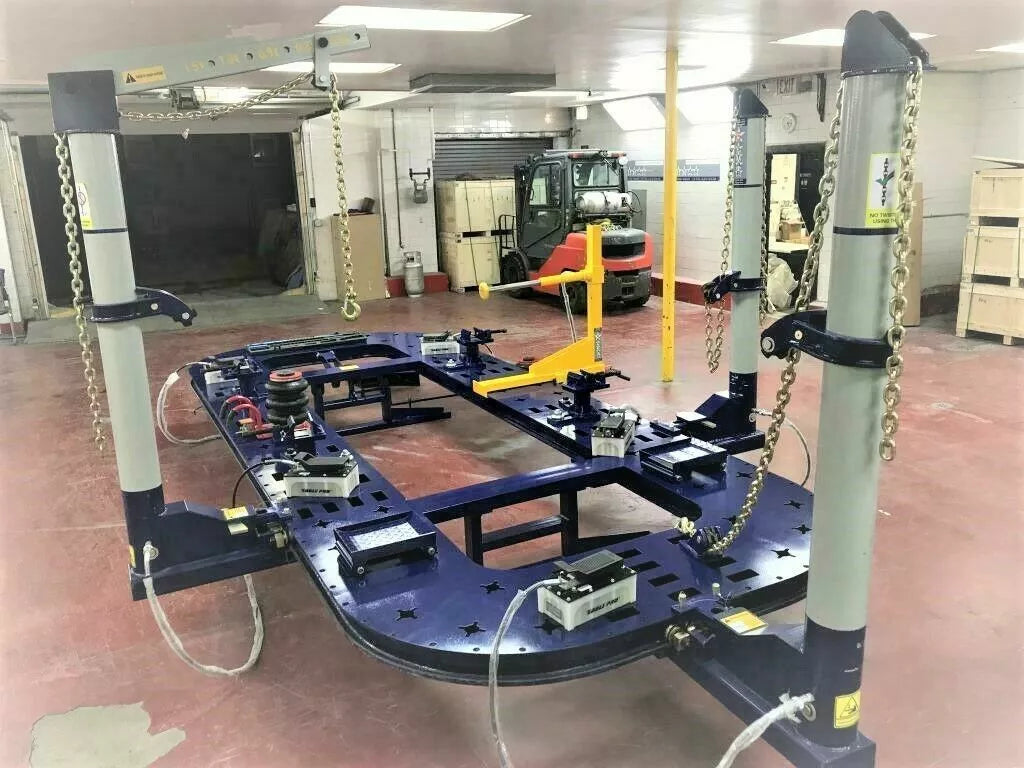 FREE SHIPPING NEW 22 FEET LONG AUTO BODY NEW FRAME MACHINE 30 TON = 3 TOWERS FREE SHIPPING NEW 22 FEET LONG AUTO BODY NEW FRAME MACHINE 30 TON = 3 TOWERS
