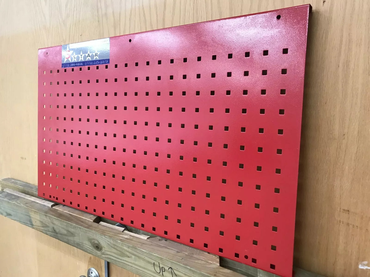 AUTO BODY FRAME MACHINE WALL MOUNT TOOL AND CLAMP BOARD WITH 17 HANGERS!!