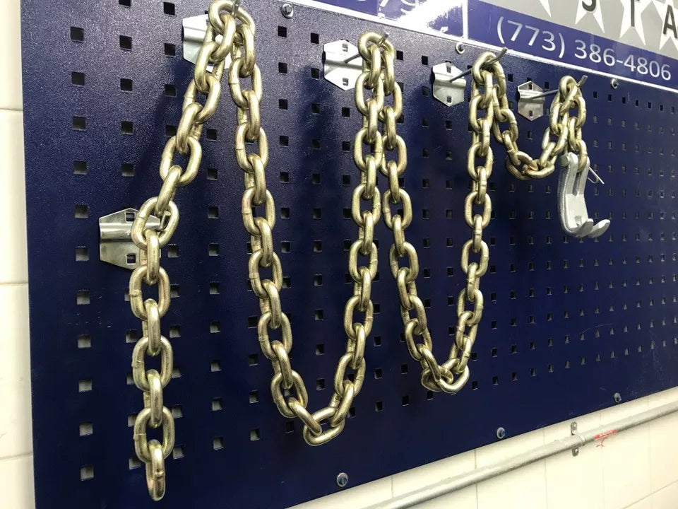 AUTO BODY FRAME MACHINE RACK CLAW CHAIN 8.5 FEET LONG HEAVY TOW TRUCK WRECKER AUTO BODY FRAME MACHINE RACK CLAW CHAIN 8.5 FEET LONG HEAVY TOW TRUCK WRECKER