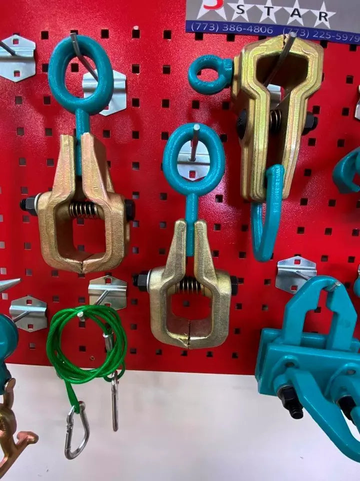 SET#39 - 14 PIECE HEAVY DUTY AUTO BODY FRAME MACHINE PULLING TOOLS AND CLAMPS SET#39 - 14 PIECE HEAVY DUTY AUTO BODY FRAME MACHINE PULLING TOOLS AND CLAMPS