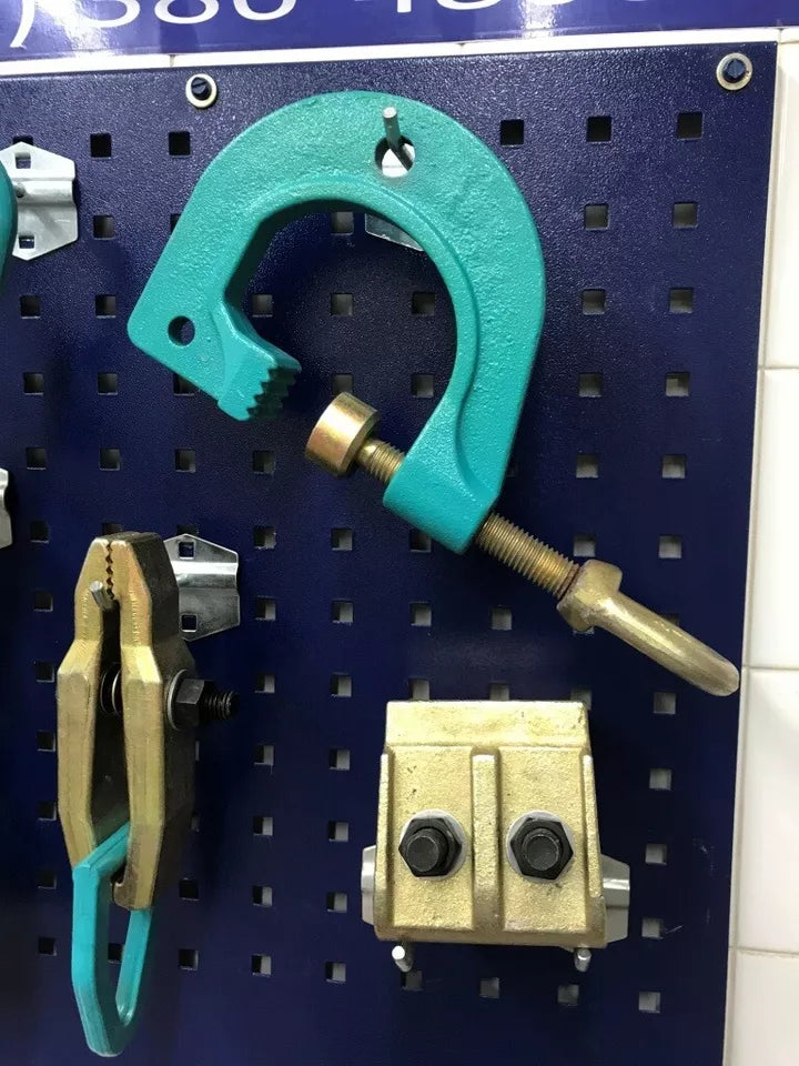 SET#44 - 12 HEAVY DUTY AUTO BODY FRAME MACHINE PULLING TOOLS CLAMPS MEGA PACK SET#44 - 12 HEAVY DUTY AUTO BODY FRAME MACHINE PULLING TOOLS CLAMPS MEGA PACK