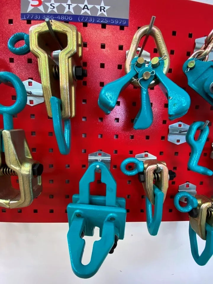 SET#39 - 14 PIECE HEAVY DUTY AUTO BODY FRAME MACHINE PULLING TOOLS AND CLAMPS SET#39 - 14 PIECE HEAVY DUTY AUTO BODY FRAME MACHINE PULLING TOOLS AND CLAMPS