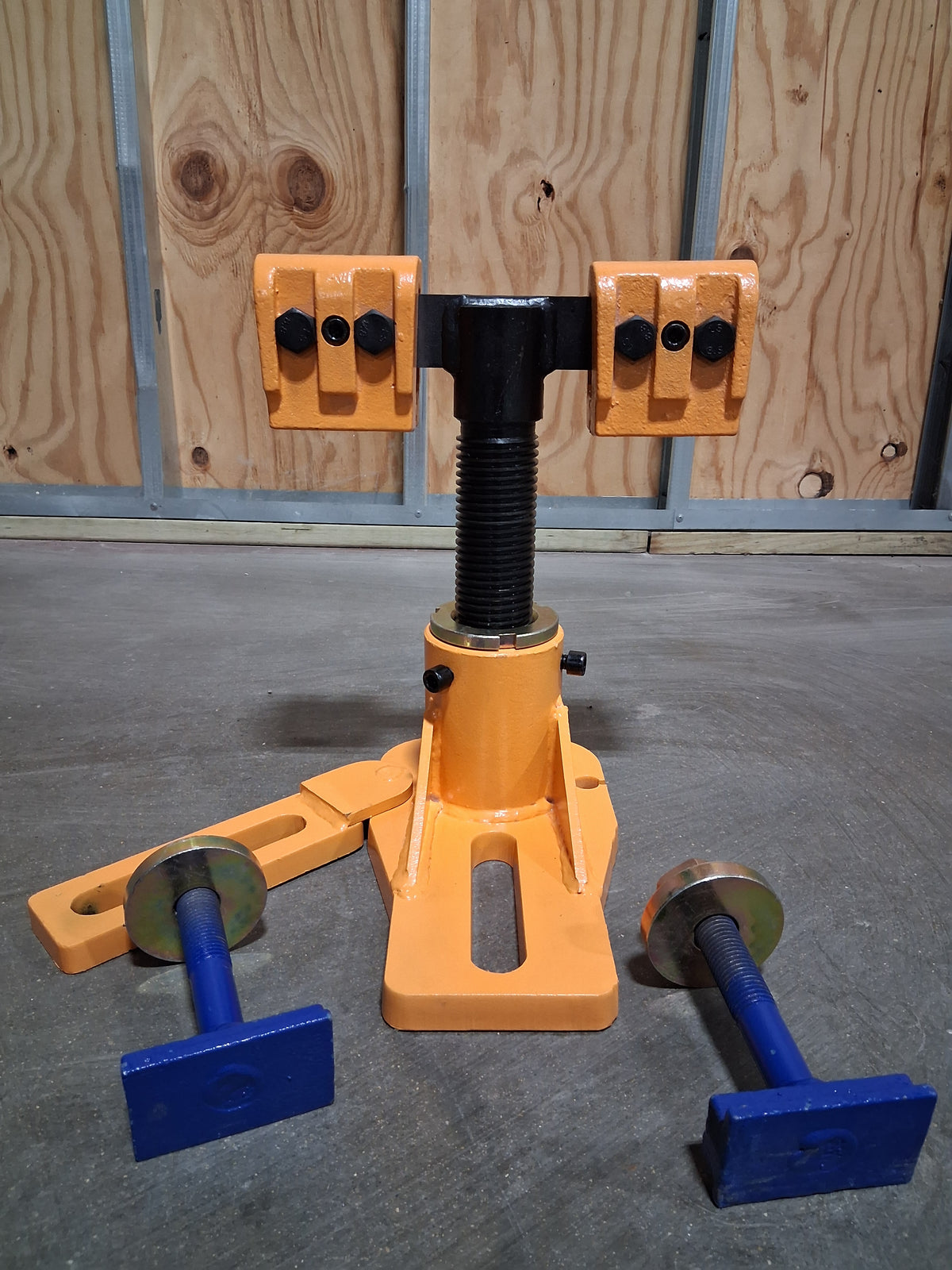 Universal Heavy Duty Auto Body Frame Machine Tie Down Clamp a Set of 4