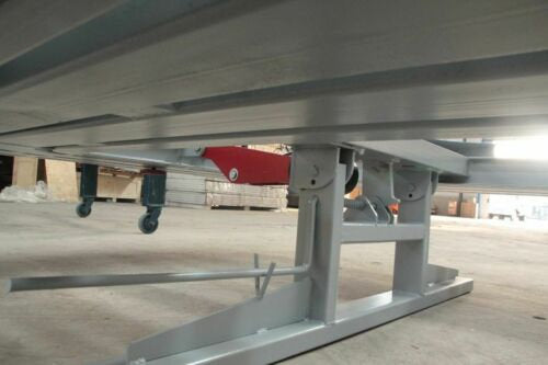 Air/hydraulic pump and pulling chain accessories included