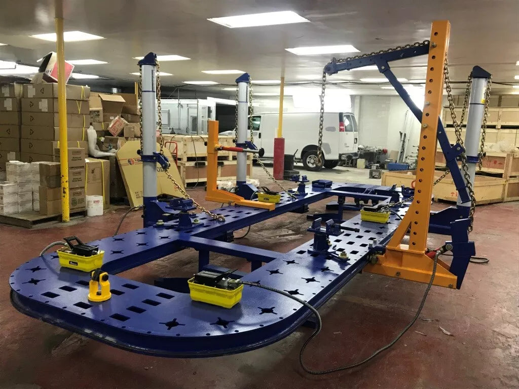 Automotive frame rack with universal anchoring system and adjustable clamps
