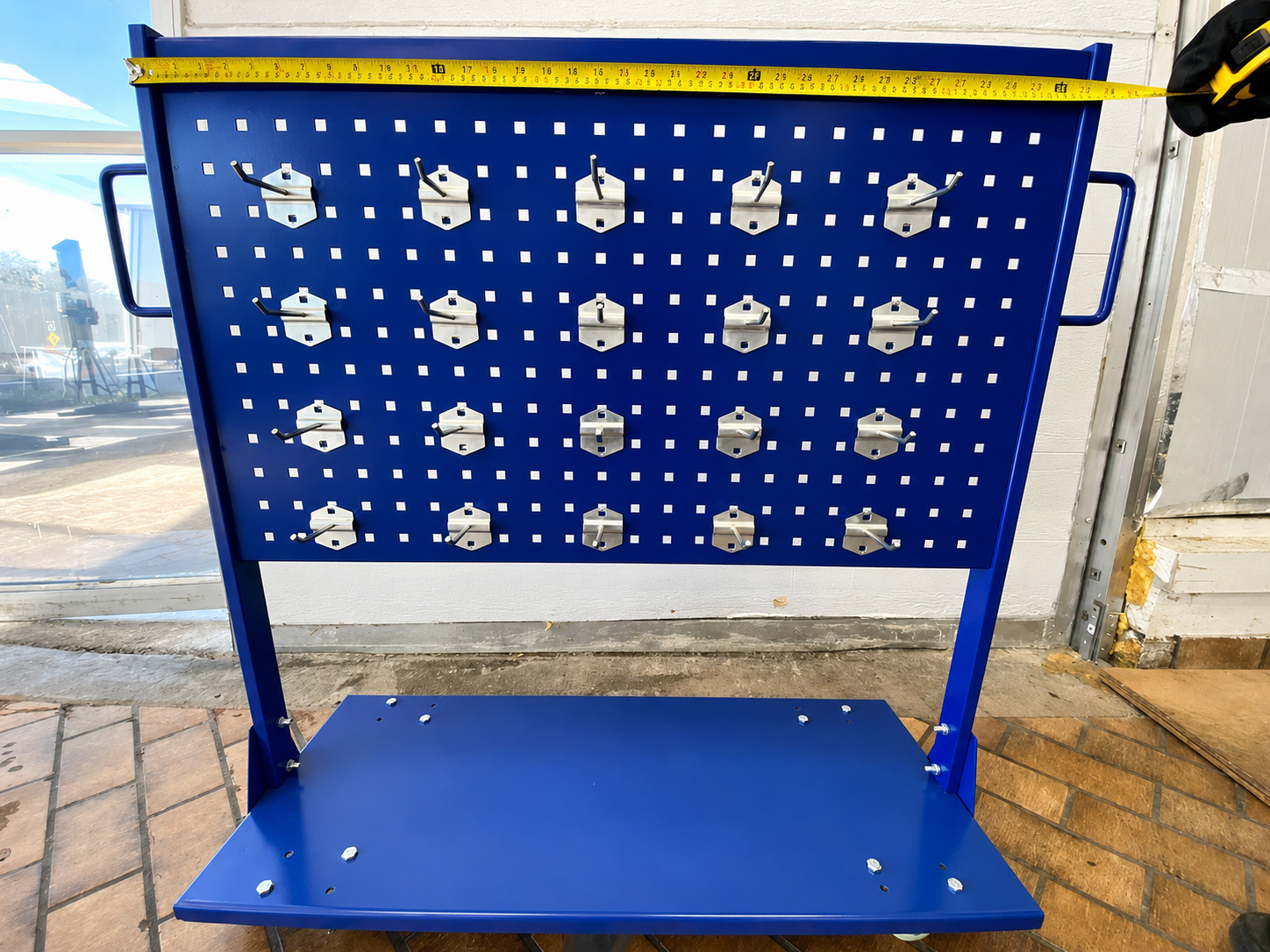 AUTO BODY FRAME MACHINE TOOLS AND CLAMPS PORTABLE TOOL CART WITH 20 HANGERS!!