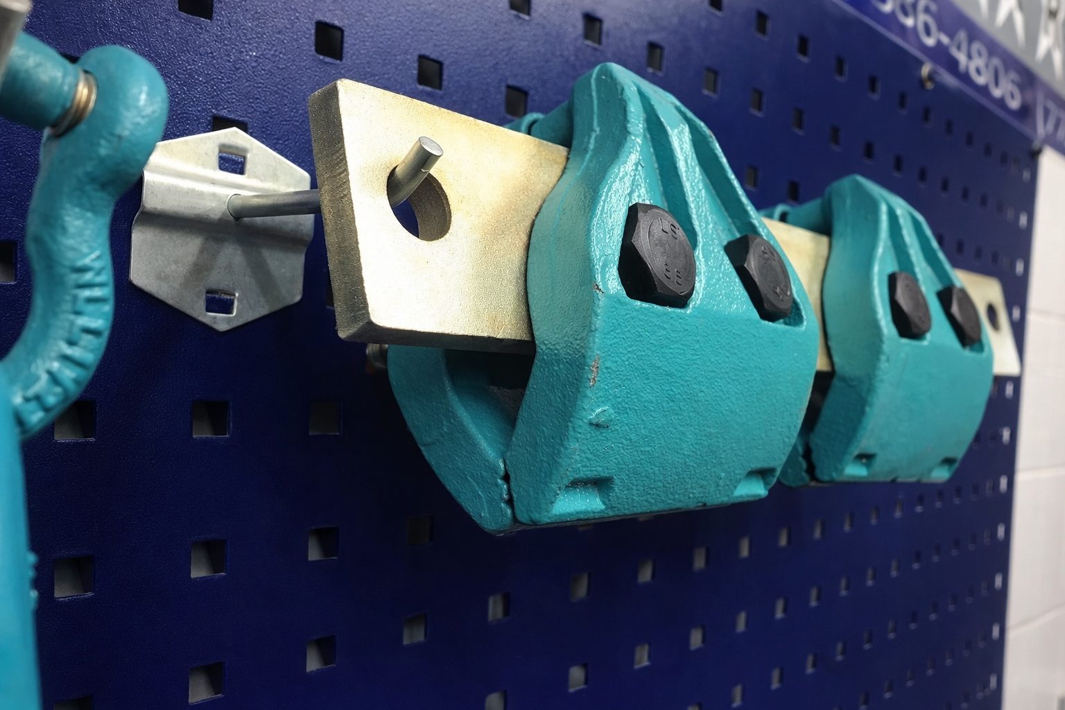 SET#42 HEAVY DUTY AUTO BODY Frame Machine Rack Unibody Mo Clamp Style MCL4010