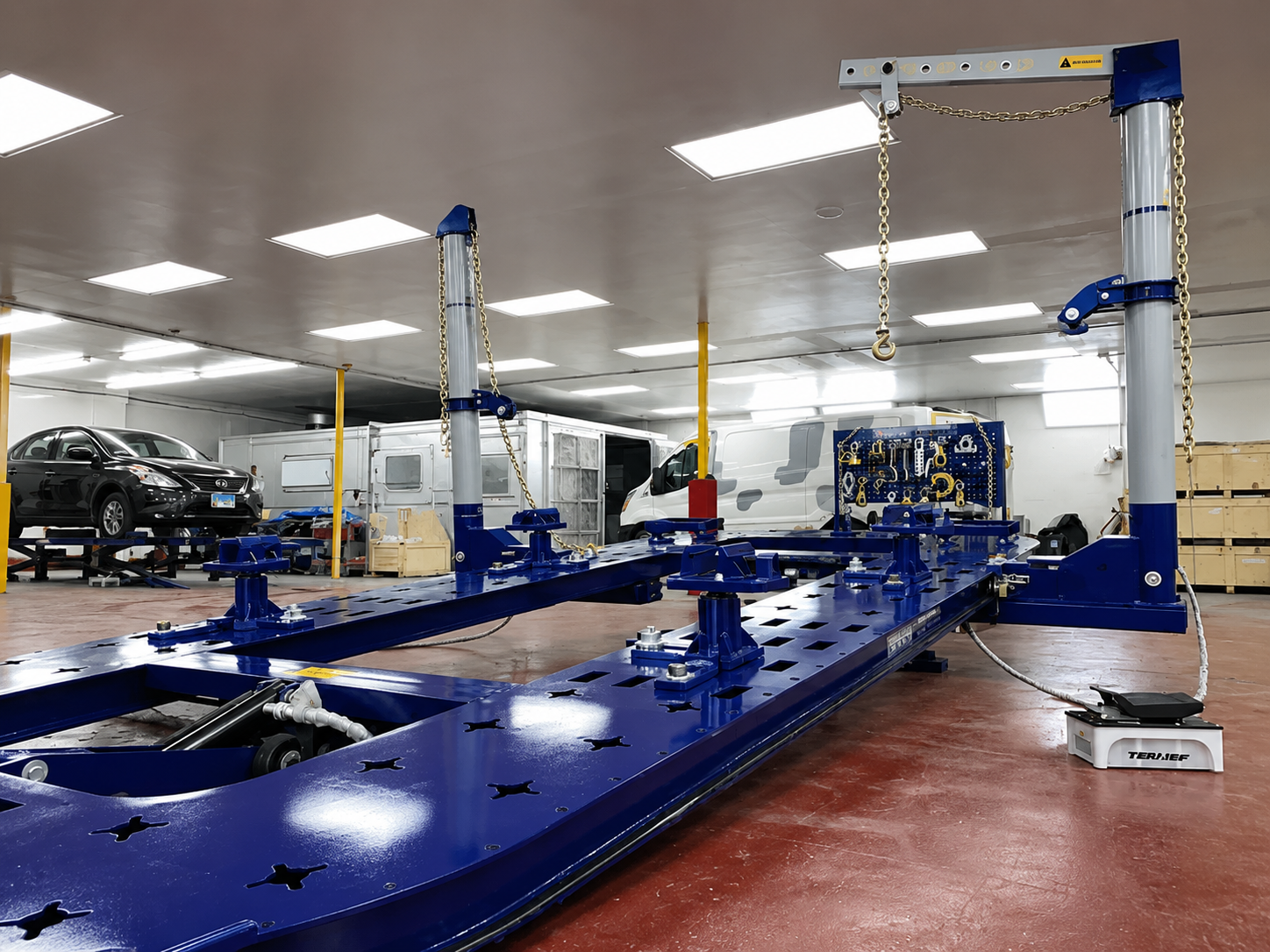 FREE SHIPPING NEW 20 FEET LONG 2 TOWERS HEAVY DUTY AUTO BODY FRAME MACHINE