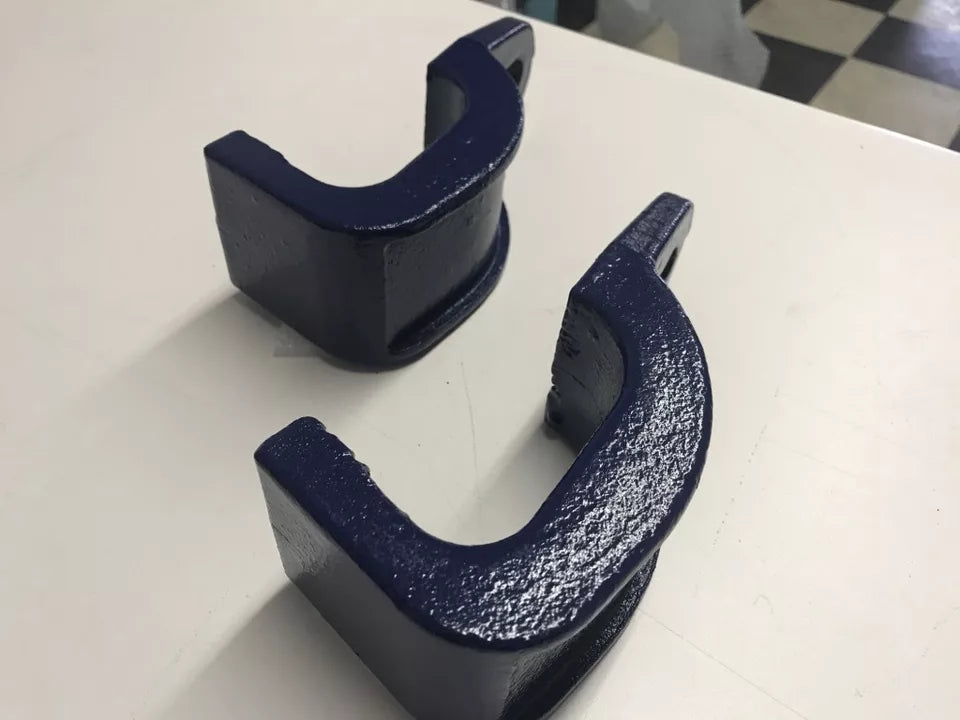 Heavy-duty Mo Clamp 3 Ton Sill Hook in red color
