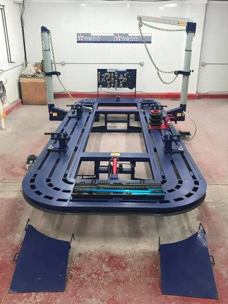 Hydraulic Tilt Bed Frame Machine with Universal Anchoring System
