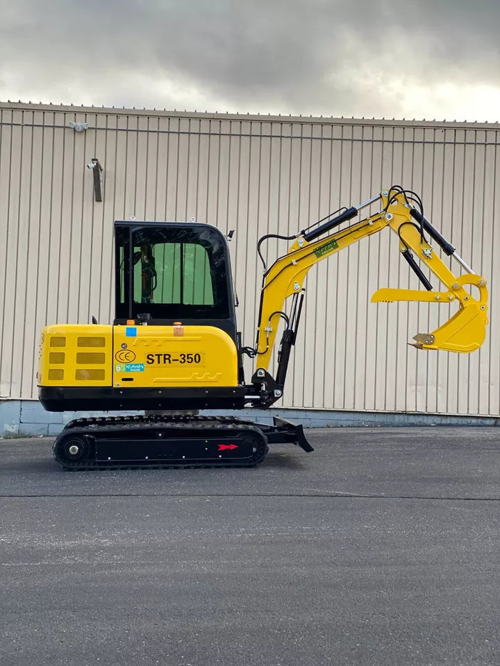 Kubota-powered Excavator ready for heavy-duty projects