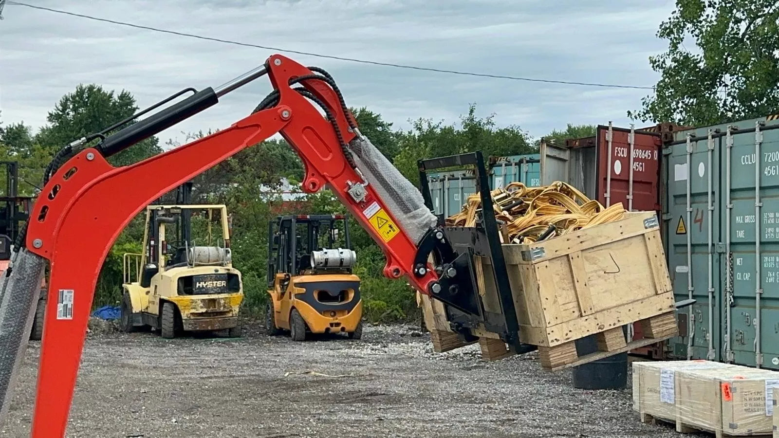 Mini Excavator with 400MM Bucket
