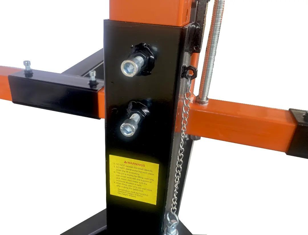 Phenolic resin swivel casters for smooth movement
