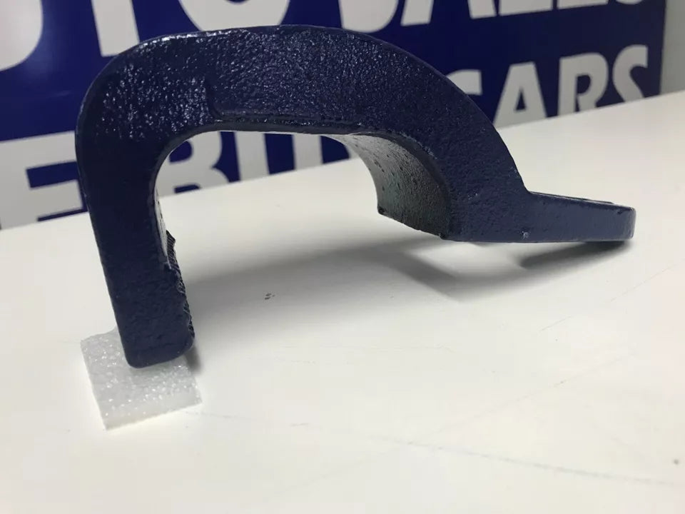 Round Clamps 3 Ton in action during heavy-duty auto body work
