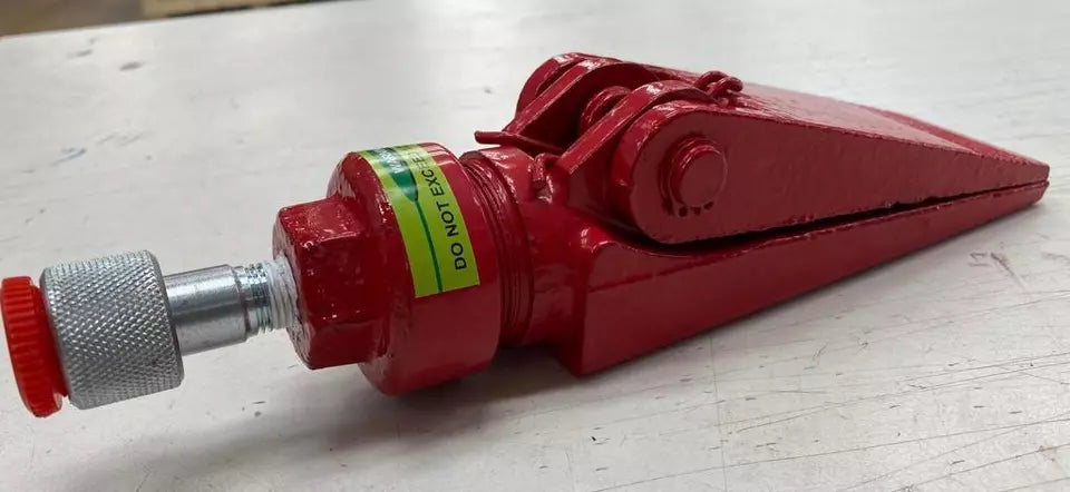 Side Profile of Porta Power Tool Hydraulic Jaw Ram
