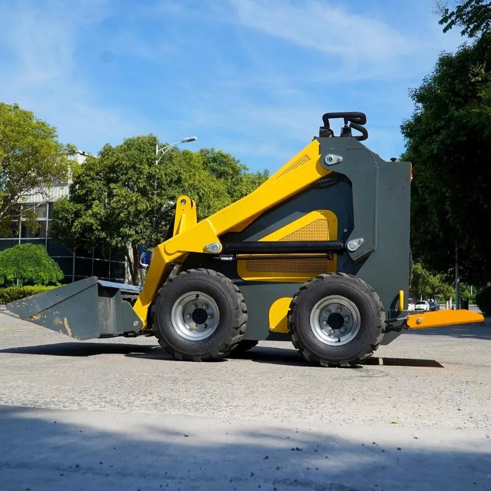 Side View of LDR100 Mini Skid Steer Loader
