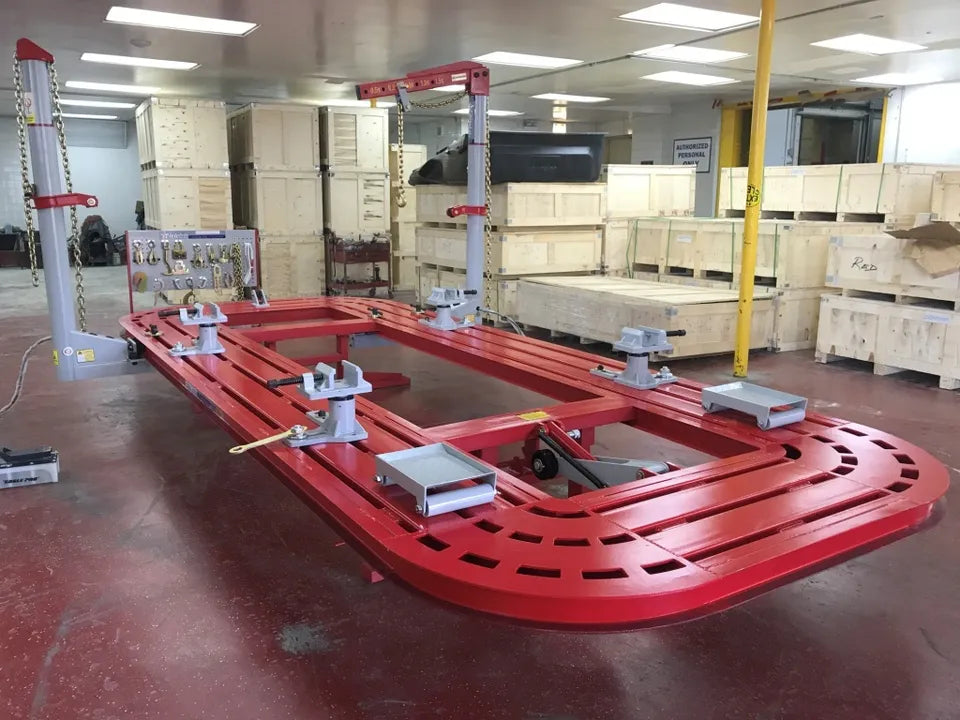 Universal anchoring system on floor frame machine
