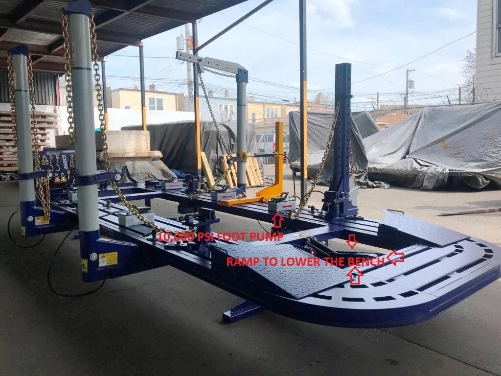 Vehicle frame machine with 360° pulling capability and free tools