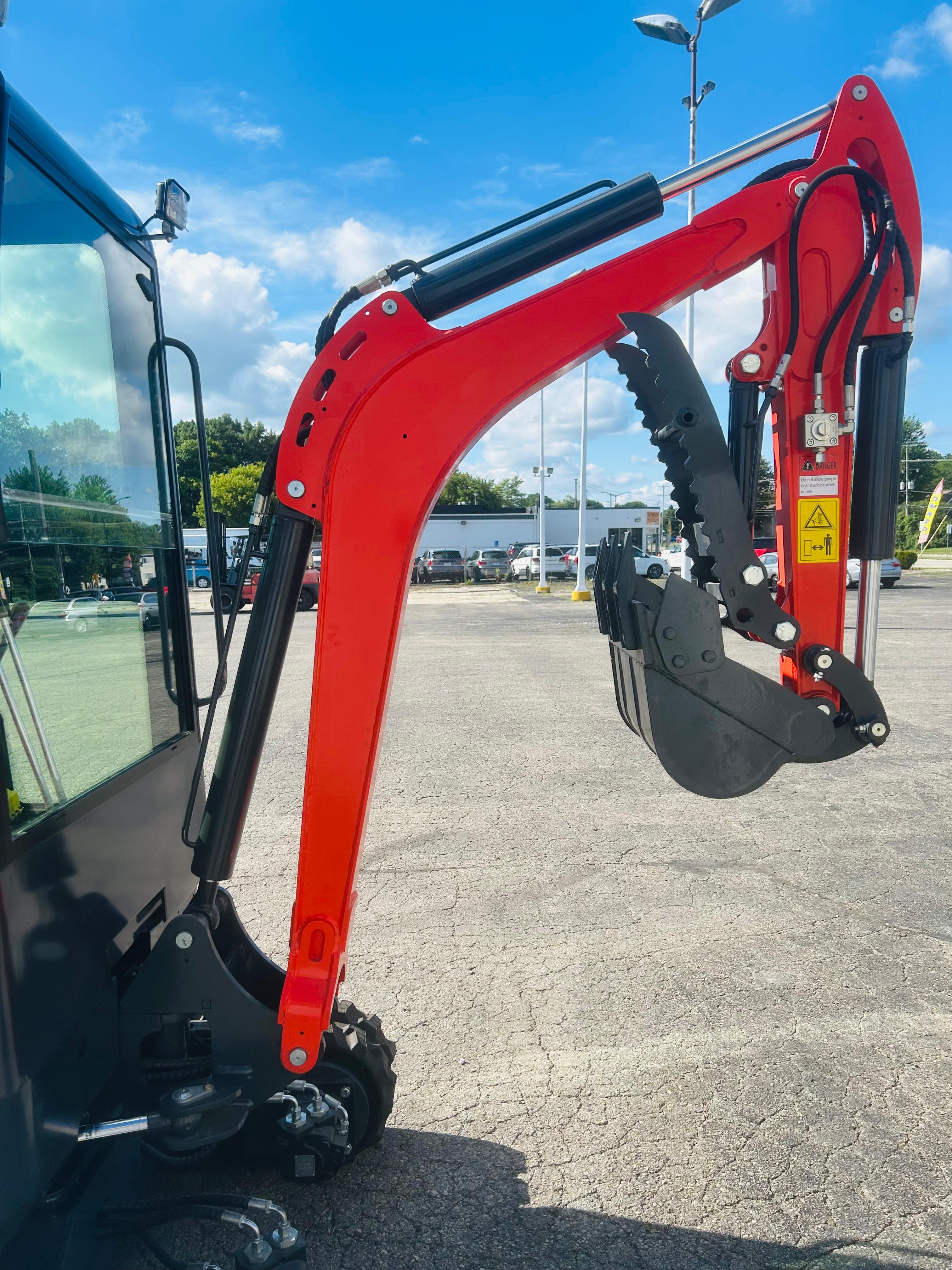 2 Ton New Mini Excavator, EPA certified USA KUBOTA Diesel Engine