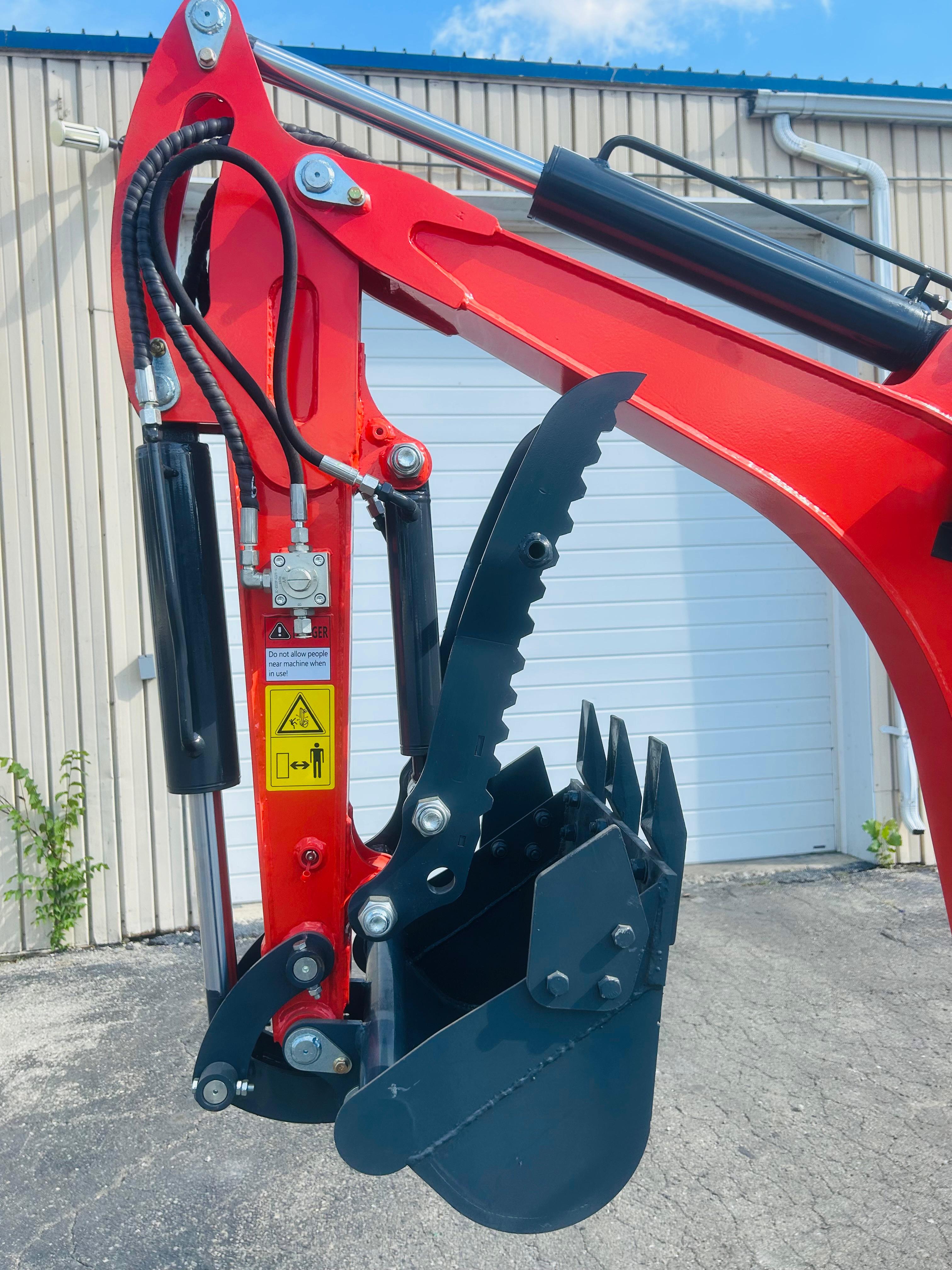 2 Ton New Mini Excavator, EPA certified USA KUBOTA Diesel Engine