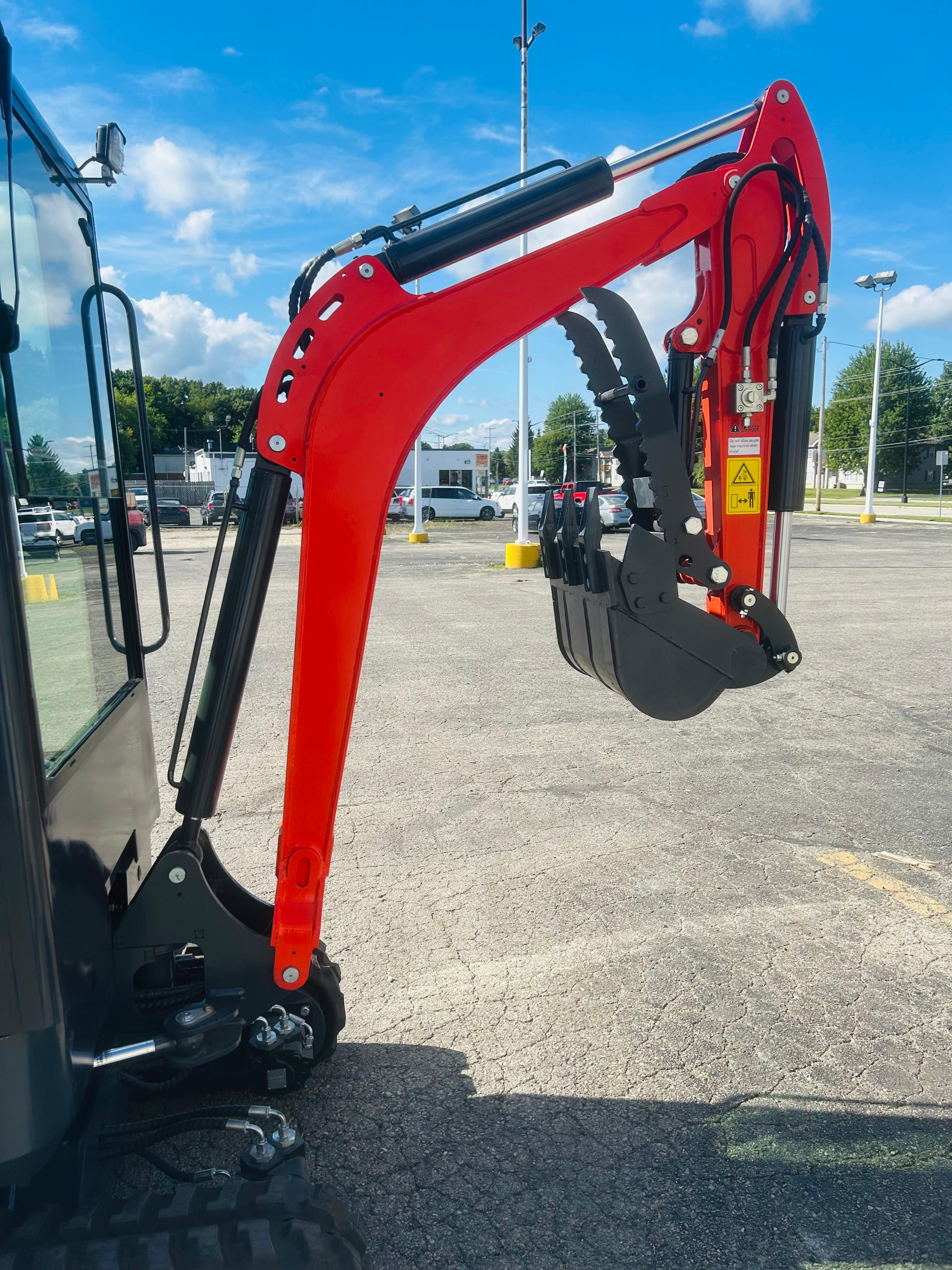 2 Ton New Mini Excavator, EPA certified USA KUBOTA Diesel Engine