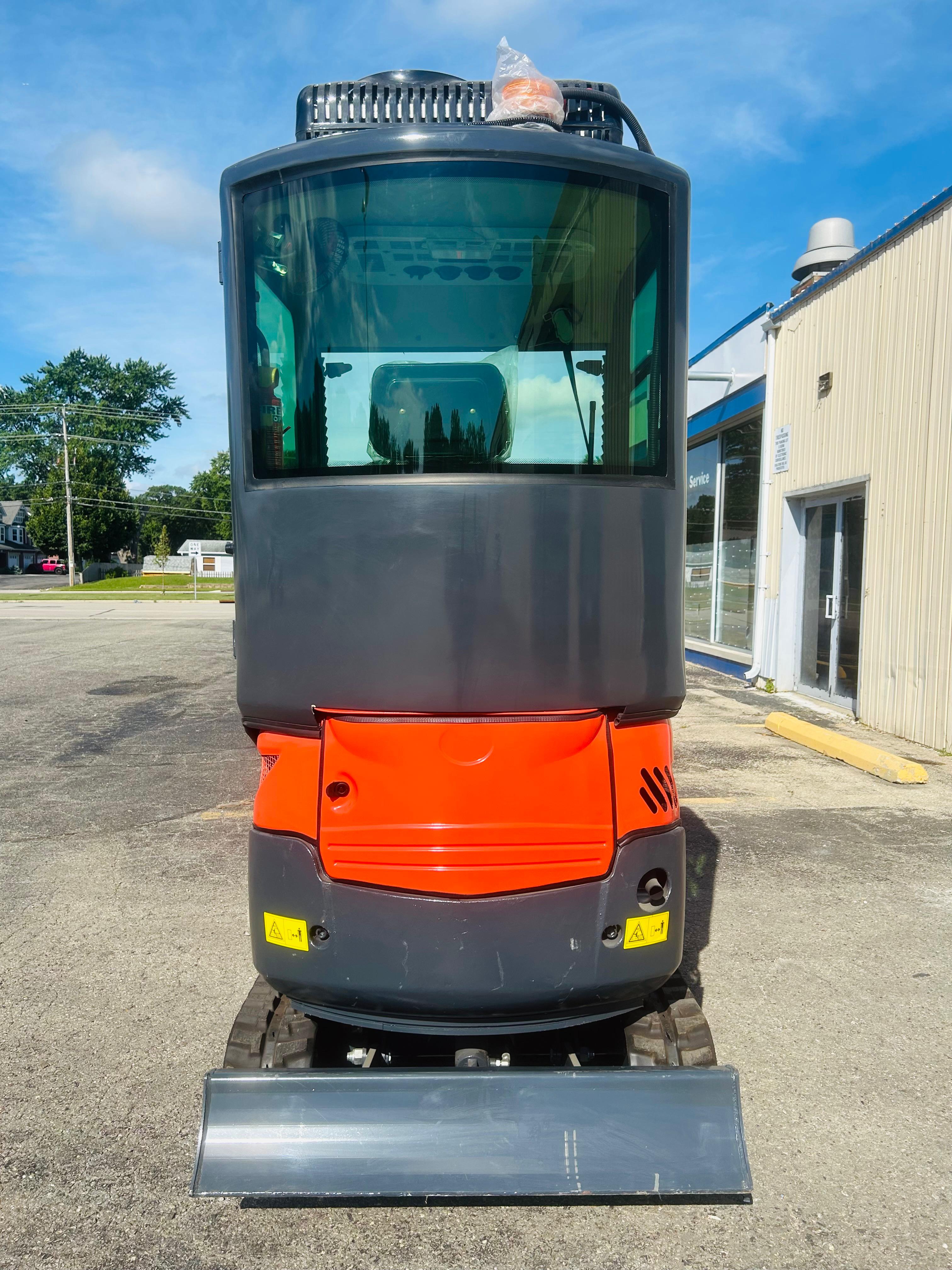 2 Ton New Mini Excavator, EPA certified USA KUBOTA Diesel Engine