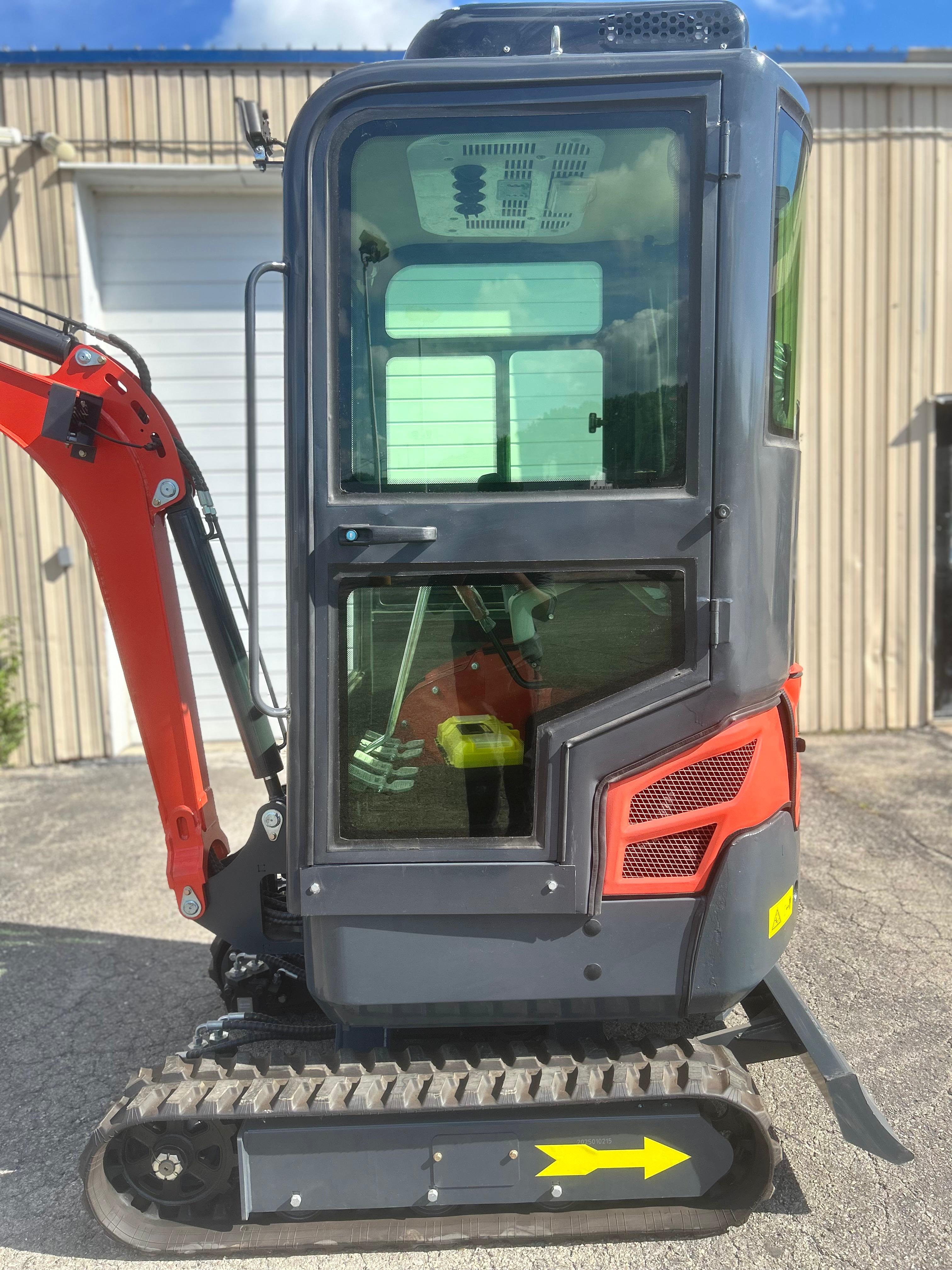 2 Ton New Mini Excavator, EPA certified USA KUBOTA Diesel Engine