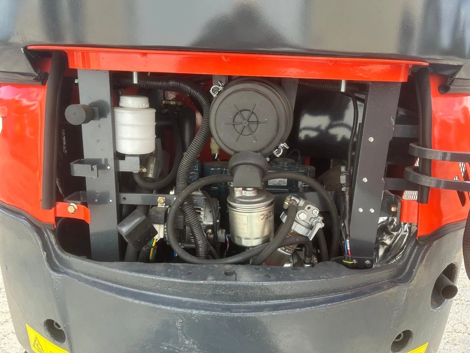 2 Ton New Mini Excavator, EPA certified USA KUBOTA Diesel Engine