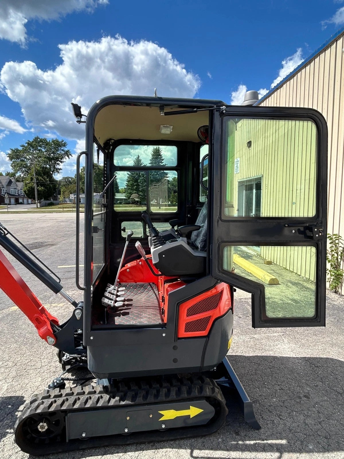 2 Ton New Mini Excavator, EPA certified USA KUBOTA Diesel Engine