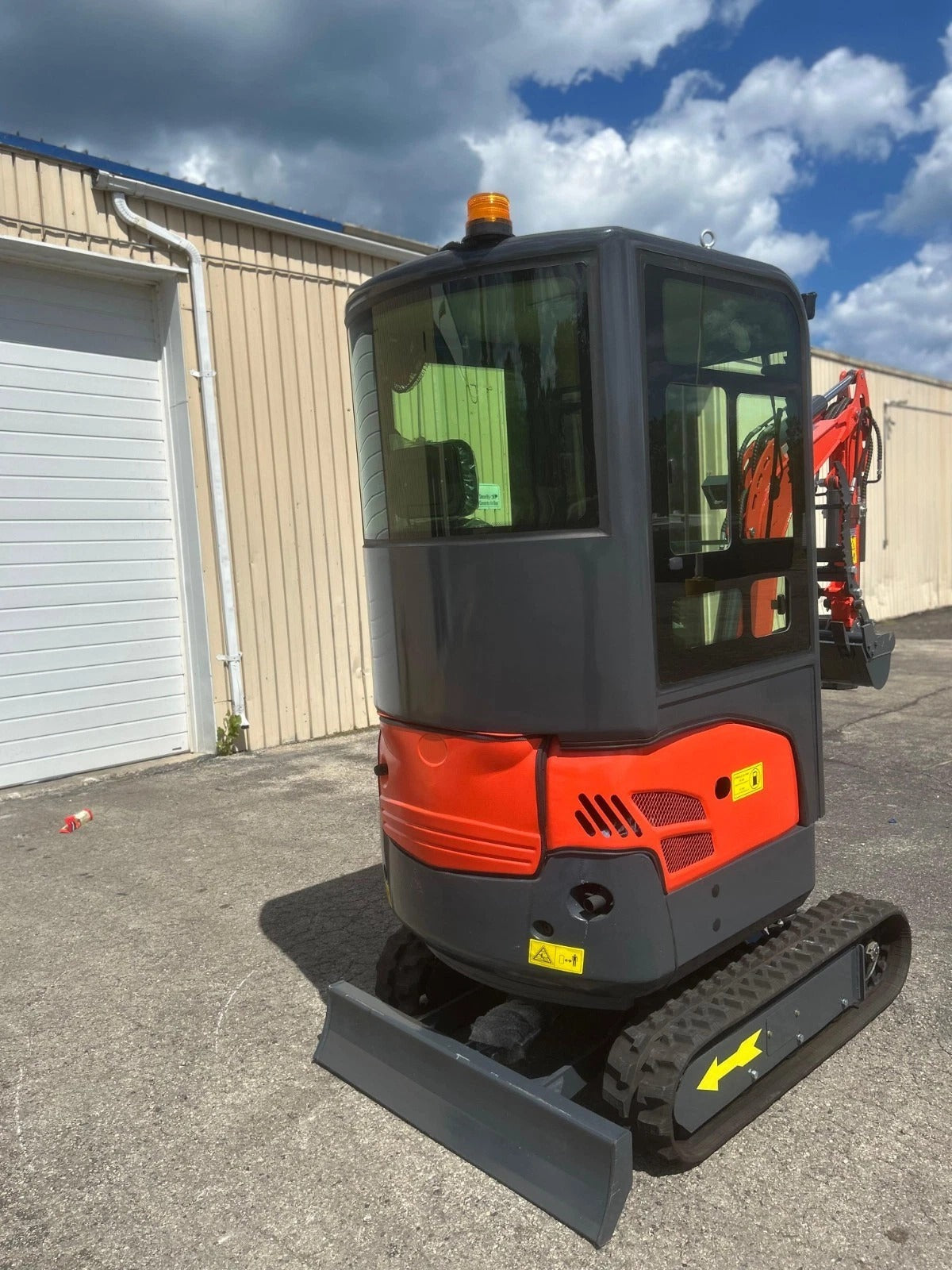 2 Ton New Mini Excavator, EPA certified USA KUBOTA Diesel Engine