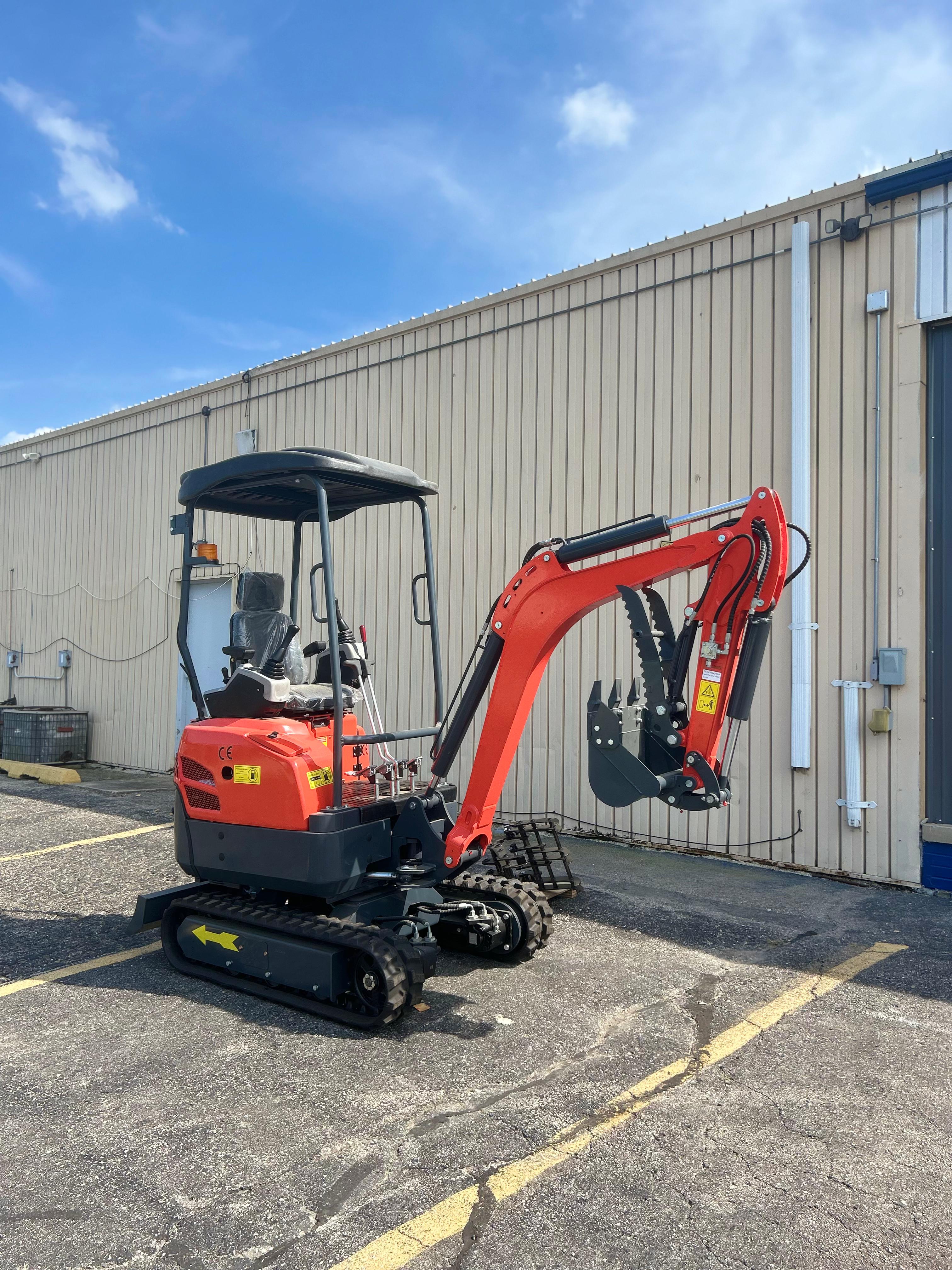 2025 2 Ton New Mini Excavator D902 Swing Boom + Hyraulic Thumb