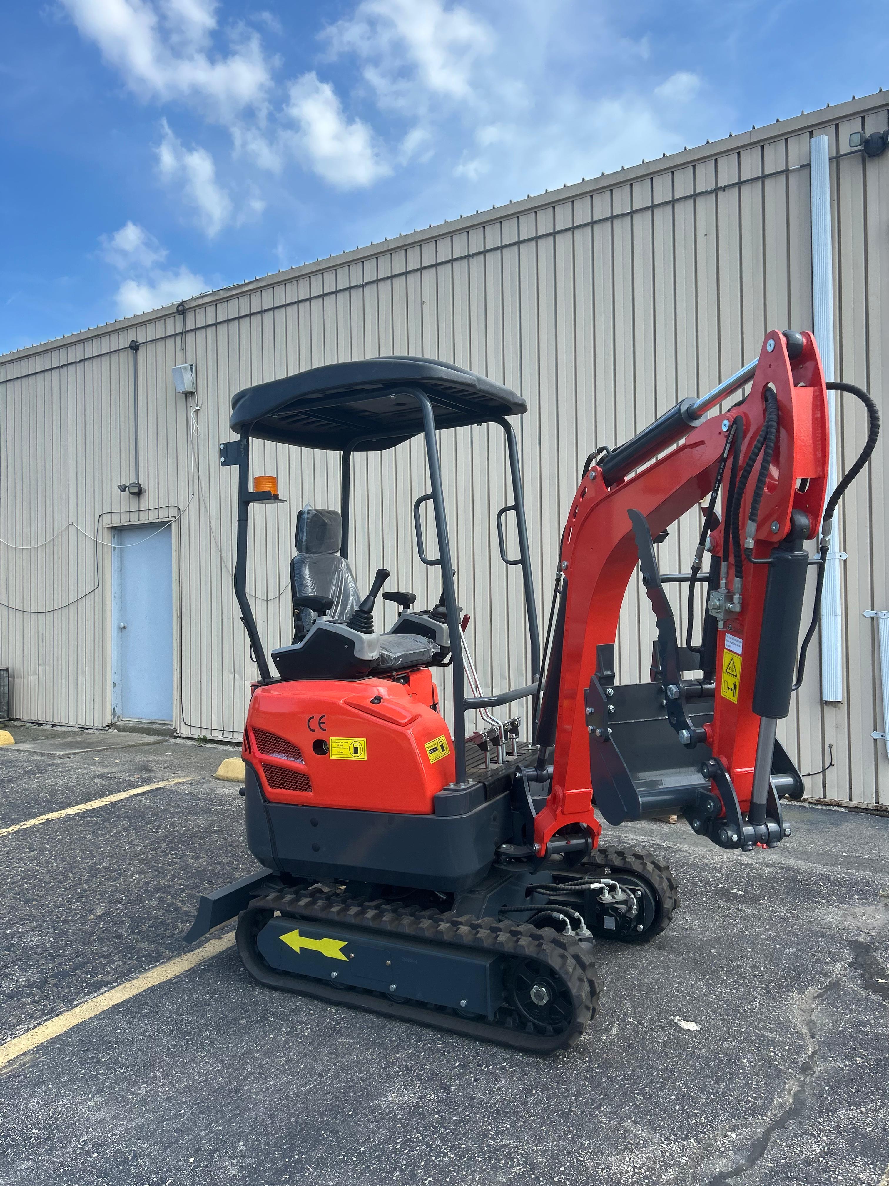 2025 2 Ton New Mini Excavator D902 Swing Boom + Hyraulic Thumb