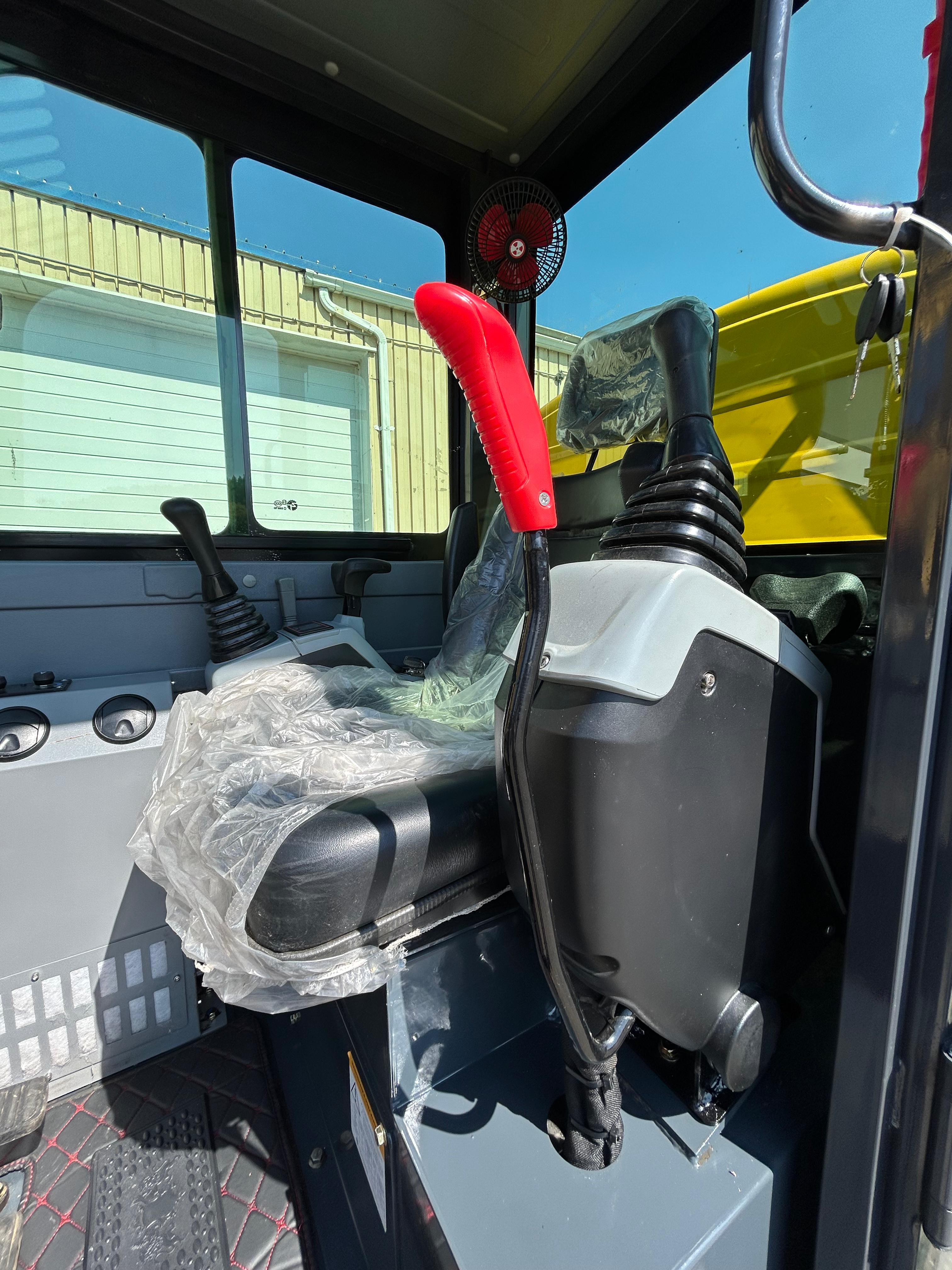 FREE SHIPPNG 2024 Used Excavator, EPA CERTFD Kubota V1505 Engine 3.5 TON