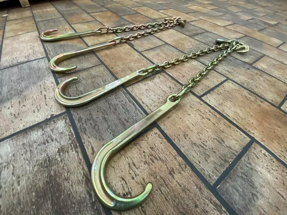 Yellow Zinc Plated Tow Chain Hooks - Durable and Reliable
