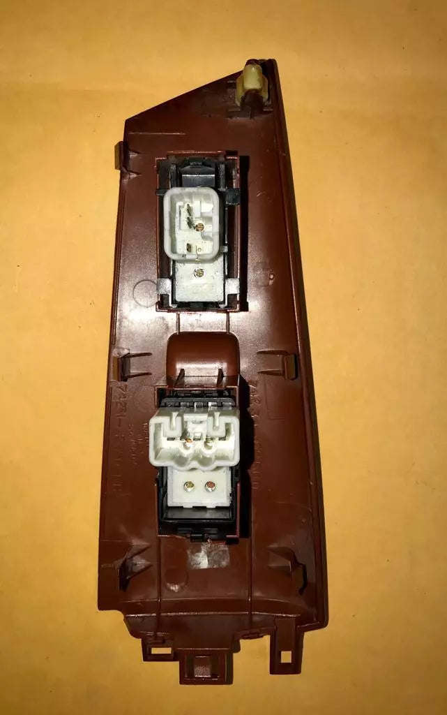 2003-2008 TOYOTA COROLLA FRONT PASSENGER RH POWER WINDOW SWITCH WOOD GRAIN