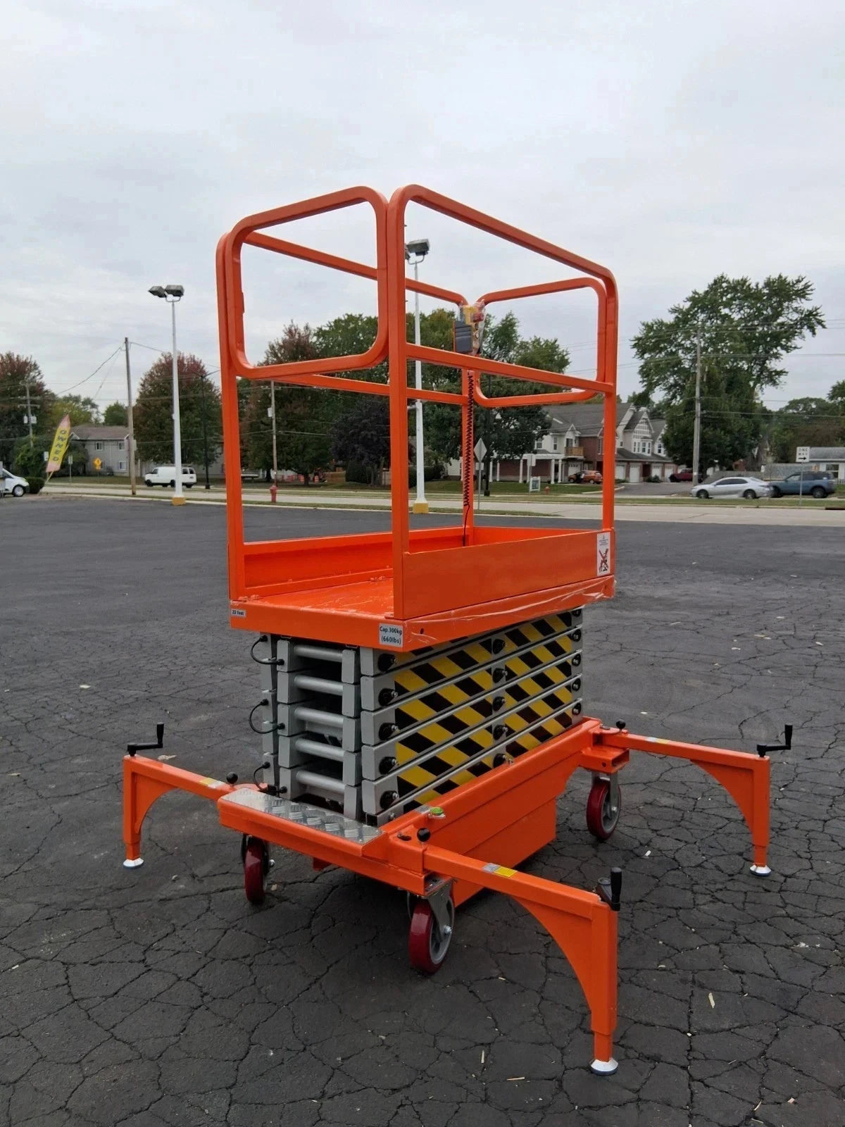 Free Shipping New 5 Star 22 Feet Max Lift Electric Scissor Lift Man Lift.
