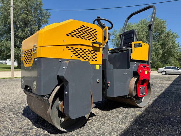 New 1 Ton Asphalt Roller BRIGGS & STRATTON ENGINE - EPA certified Local Pick Up
